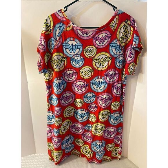 DC Comics Wonder Woman pajama gown large-xl red - Picture 2 of 7